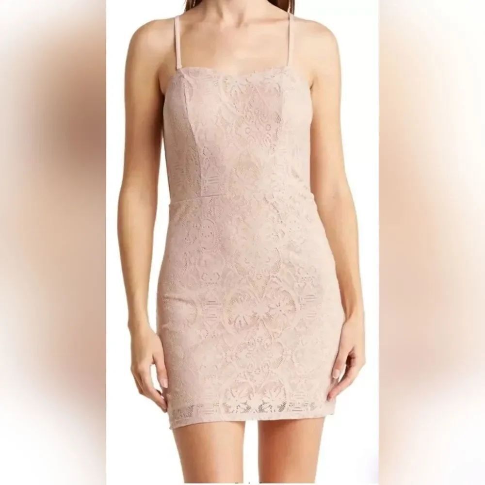 Dress The Population Leanne Lace Cocktail Dress NWOT size Small Pink